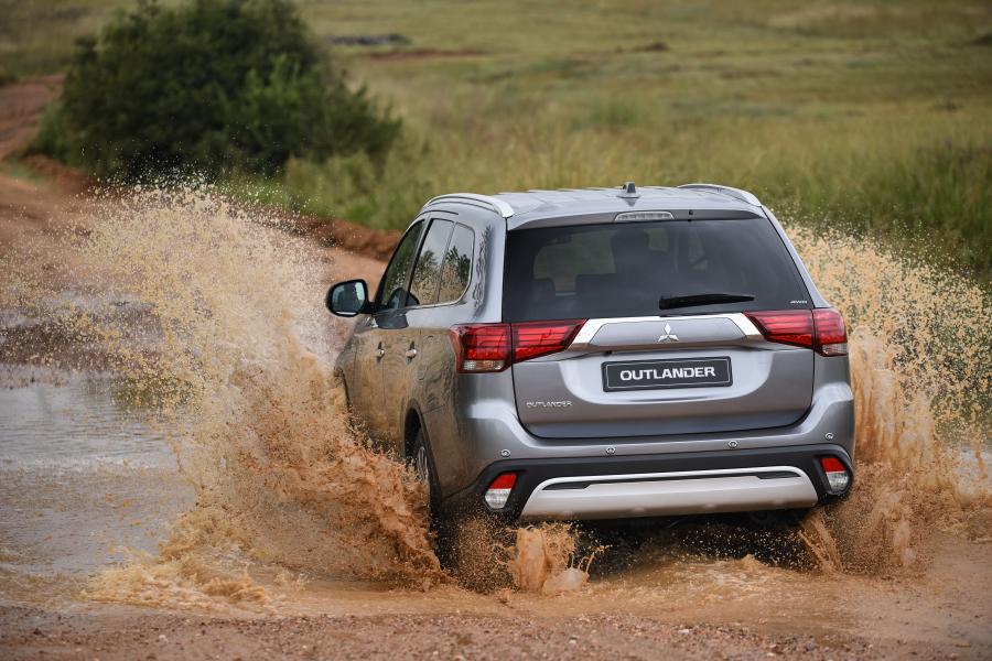  Mitsubishi Outlander 2020 года  (ZA) (фото 10 из 40)